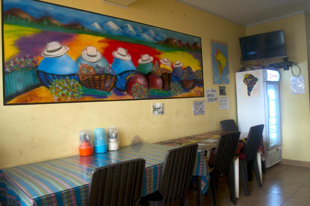 Passion Hostel - Barranco Lima Buitenkant foto